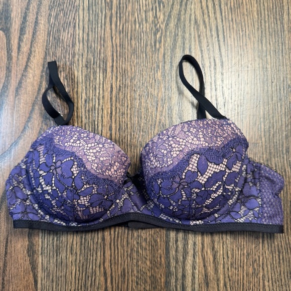 Victoria’s Secret lace dream angels lined Demi bra size 34C - Picture 1 of 5
